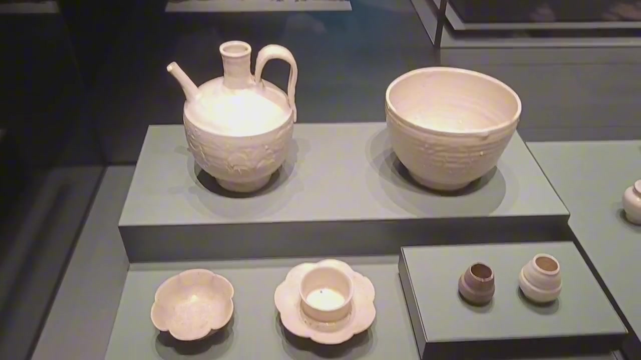 首都博物馆馆藏珍品：细数那些惊艳时光的瓷器瑰宝（下篇）