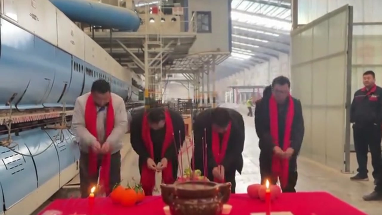 浩锐陶瓷正月十二点火复产，北方率先！5A双层窄体窑3月投产引领行业新标准