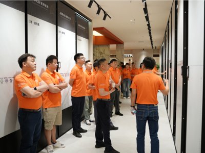 2026箭牌瓷砖VIP经销商峰会暨秋季新品发布会在沪圆满落幕：聚焦店效倍增与渠道深耕，引领行业高质量发展