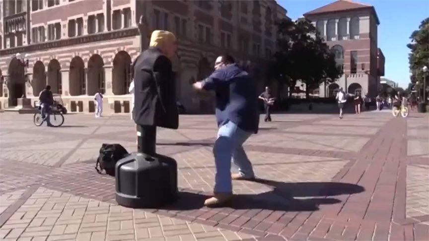 万万没想到，特朗普在美国街头竟如此遭遇。