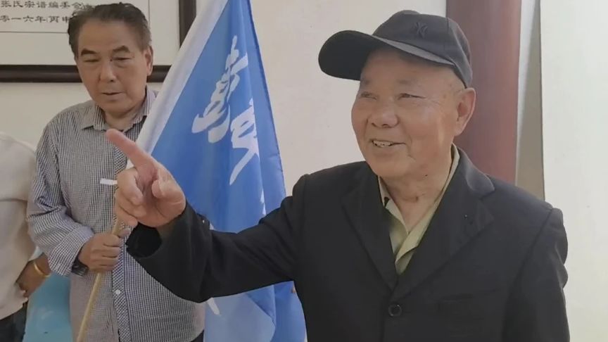 咸宁颂：文化传承—村民开展清代义学堂遗址认定活动…逊堂公子孙