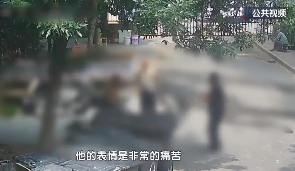 两人打架,一人被拖把杆打伤一个月后去世,北京市第二中级人民法院:打人者被判刑10年-图1